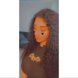 Meet your Posher, Laila